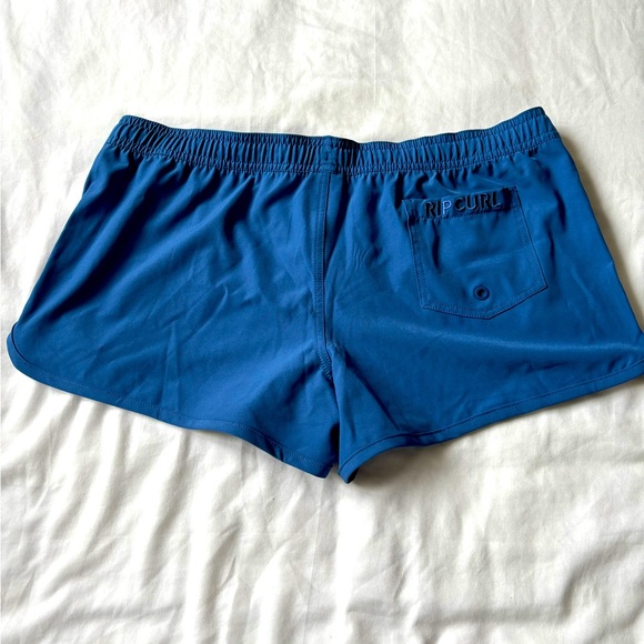 NWOT Rip curl active blue boardshort - Picture 3 of 3